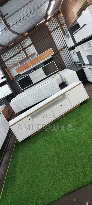 Luxurious Tv Stand ( 6FT)