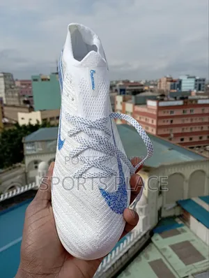 Mercurial Vapor 16 Air Zoom Football Soccer Boots