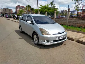 Toyota Wish 2003 Silver