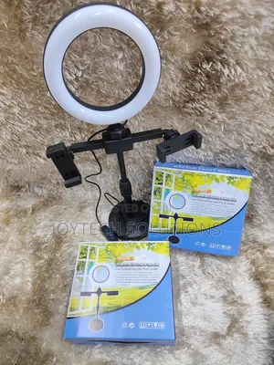 Table Stand Phone Holder With Ringlight
