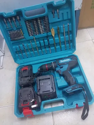 Professional Makita Cordless/Rechargeable Drill