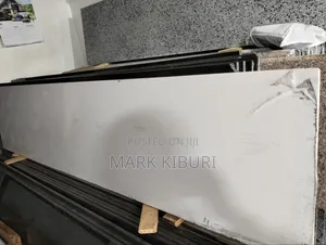 Pure White Granite ( Quartz)