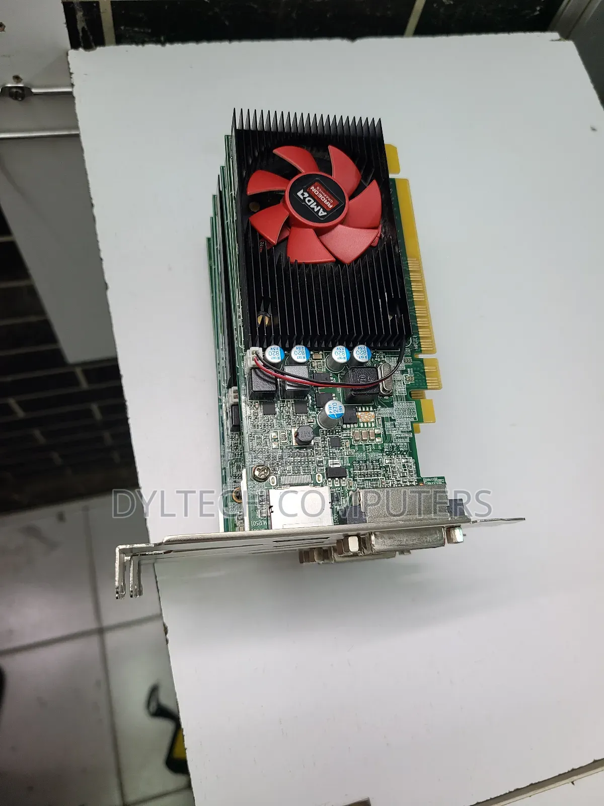 AMD Radeon R5 430 2gb Gpu