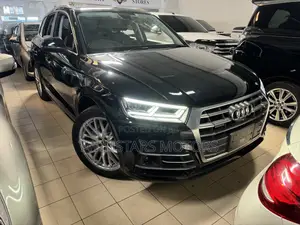 Audi Q5 2018 Black