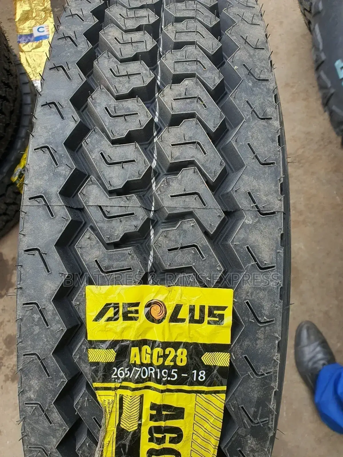 265 /70 R19. 5 AEOLUS (Diff)
