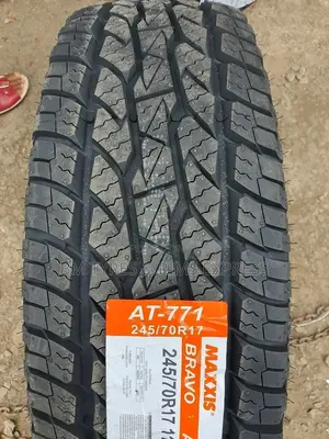 245 /70 R17 Maxxis AT 771
