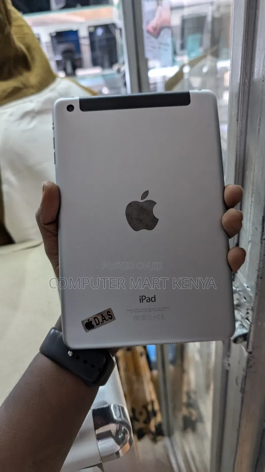Apple iPad mini 3 64 GB Gray