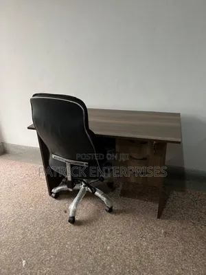 1.2 MTR Office Desk Plus Executive Office Leather Chair