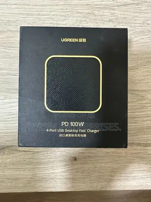 UGREEN Gan 200W Desktop Charger (6-Port)