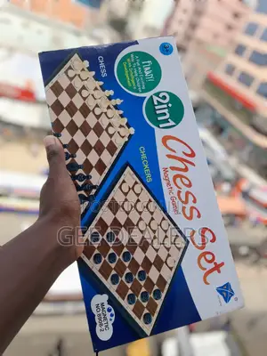 2 in 1 Chess and Draught Board Game >Chess Board