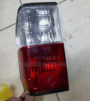 Tail Lights/Lamp Mazda Vanette/ Bongo/Nissan.