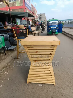 Pallet High Bar Table 