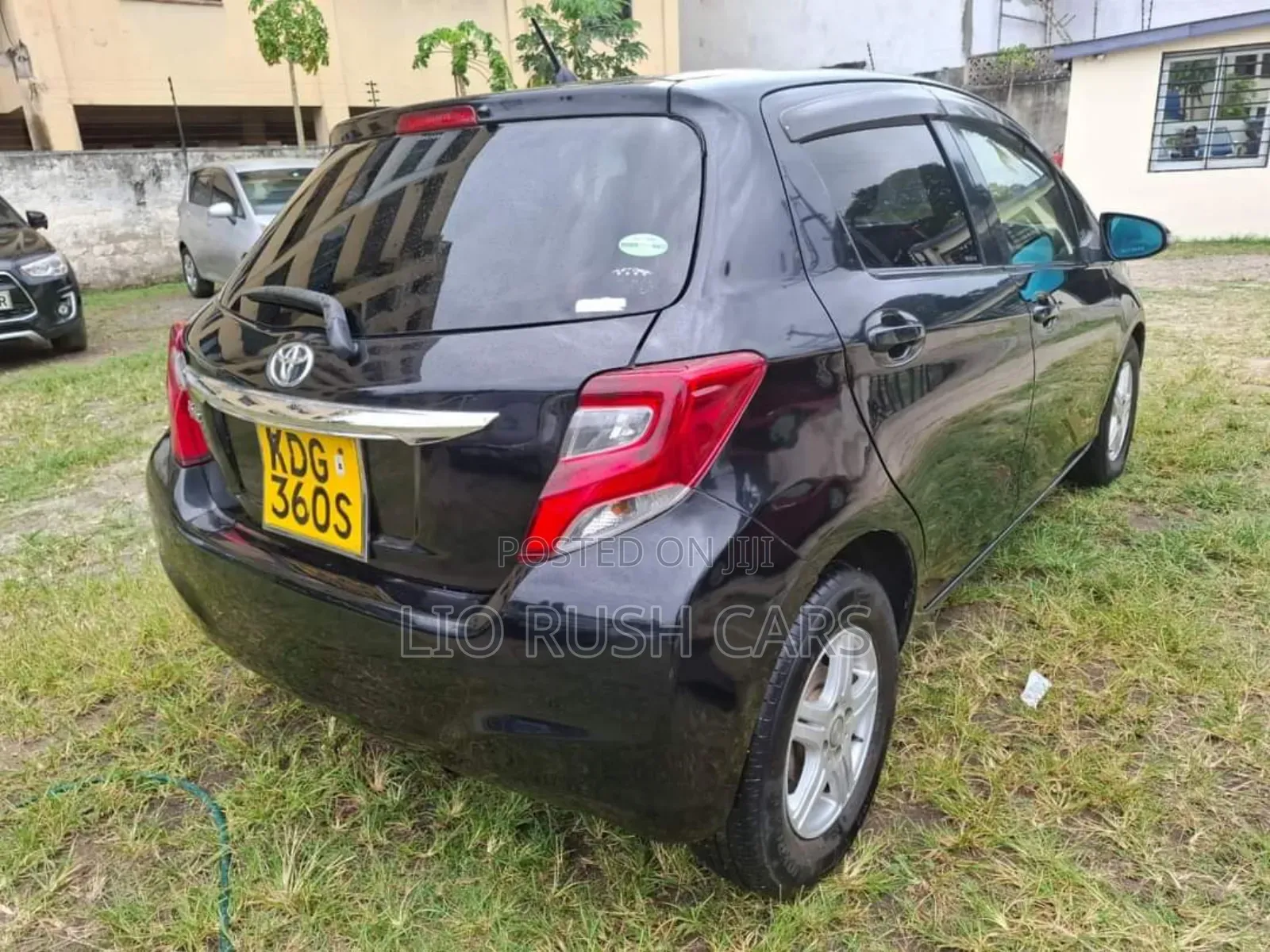 Toyota Vitz 2015 Black