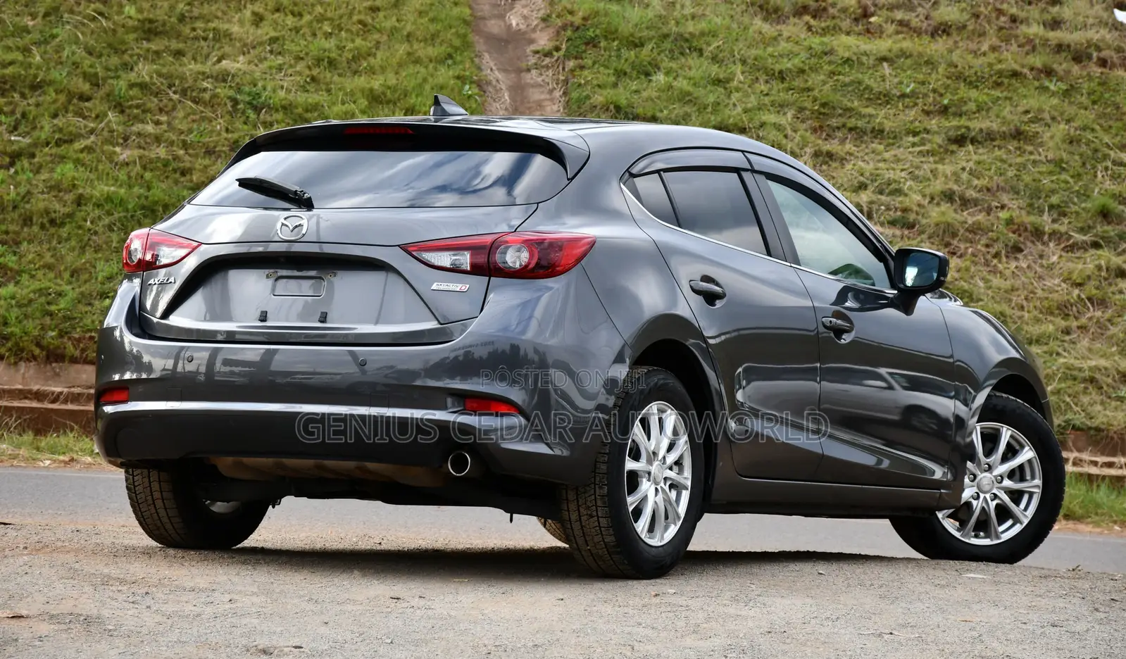 Mazda Axela 2017 Gray
