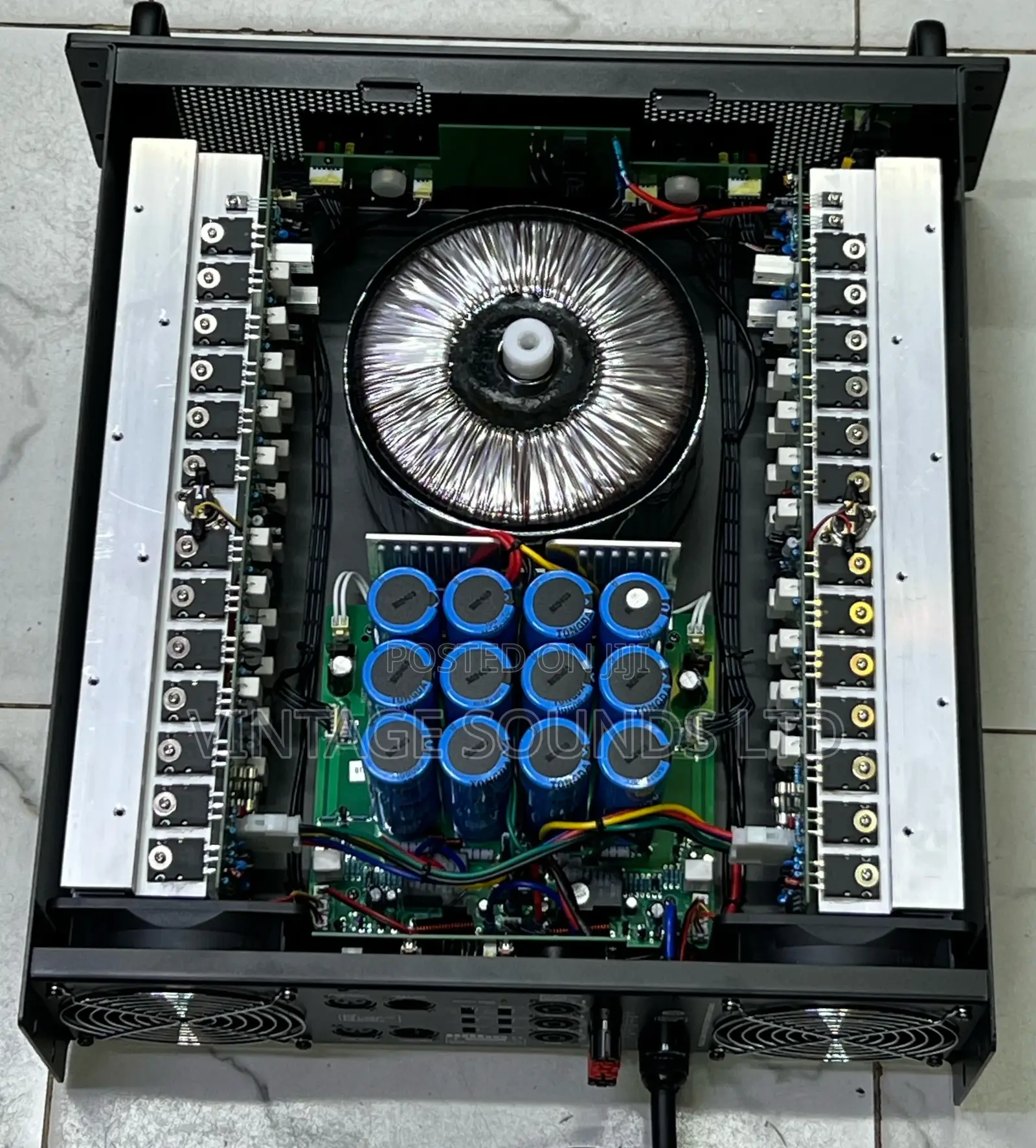 Peavey Cs5000 Professional Power Amplifier