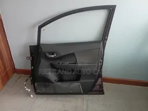 Door for Toyota Ractis Nsp100 Front Right