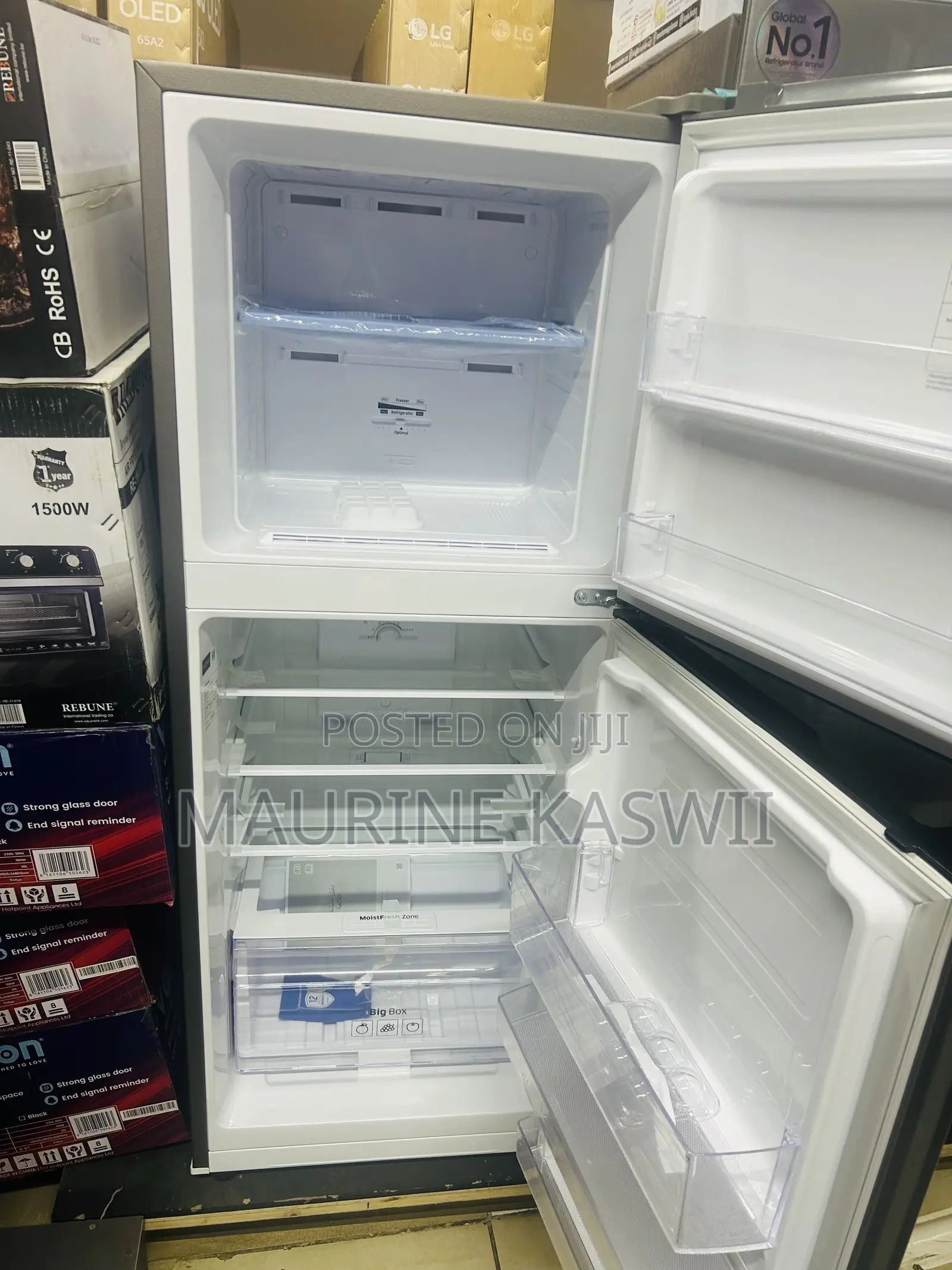 SAMSUNG 208 L Refrigerator Top Freezer