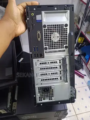 Desktop Computer Dell OptiPlex 3050 8GB Intel Core I5 HDD 500GB