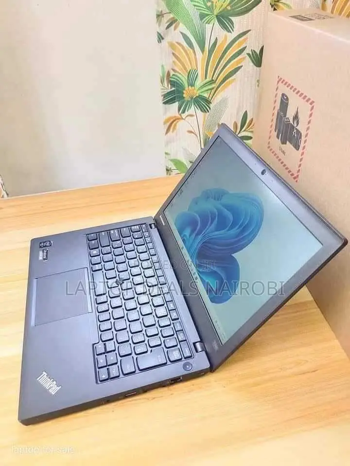 Laptop Lenovo ThinkPad X250 8GB Intel Core I5 SSD 256GB