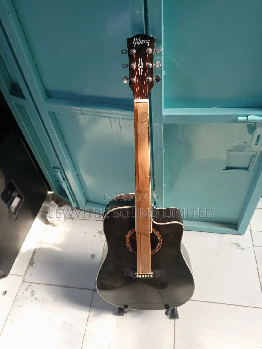 Gibson Full Size Guitar