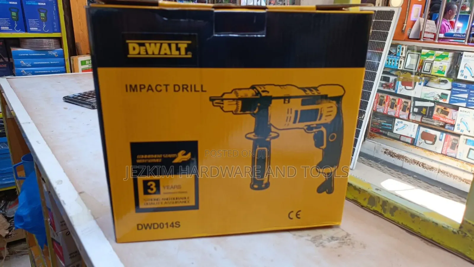 Drill Hammered Dewalt