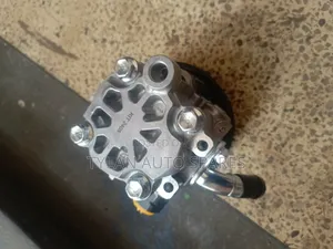 Power Steering Pump 1GD Hillux REVO