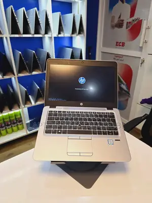 Laptop HP EliteBook 820 G4 8GB Intel Core I5 SSD 256GB