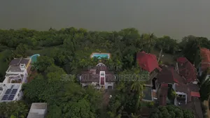 Mtwapa,Luxury Creek Beach Villa Available for Holidays