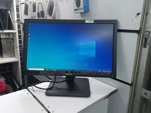 Lenovo 19 Inches Stretch With Hdmi