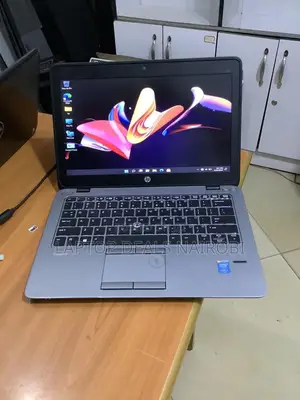 Laptop HP EliteBook 820 G2 8GB Intel Core I7 SSD 256GB