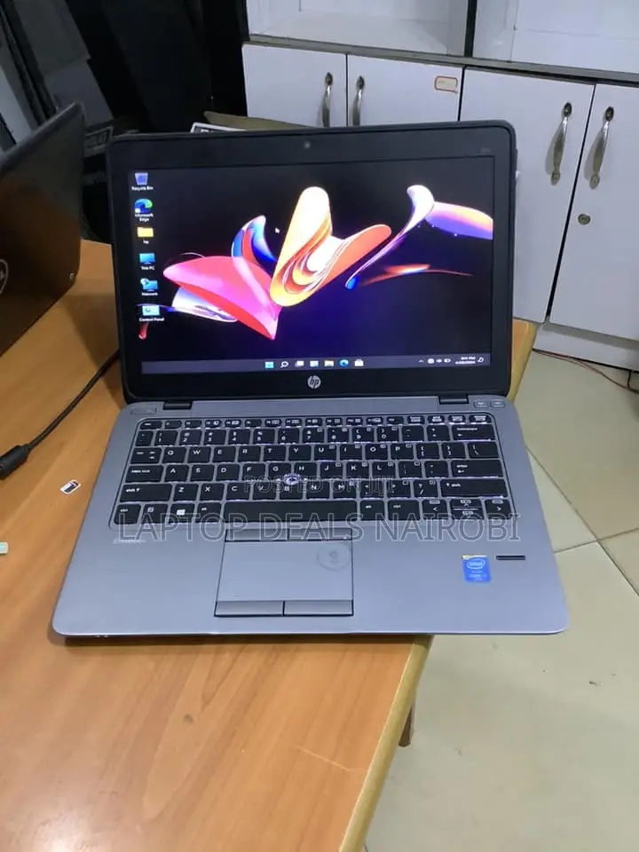 Laptop HP EliteBook 820 G2 8GB Intel Core I7 SSD 256GB