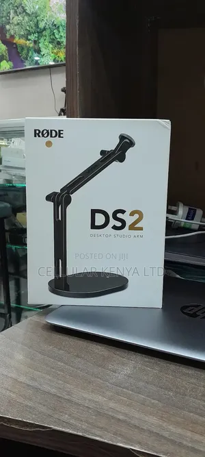 RODE DS2 Desktop Studio Arm for Broadcast Microphones