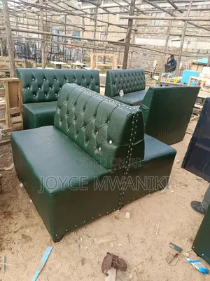 Back to Back Restaurant Couch Jungle Green 