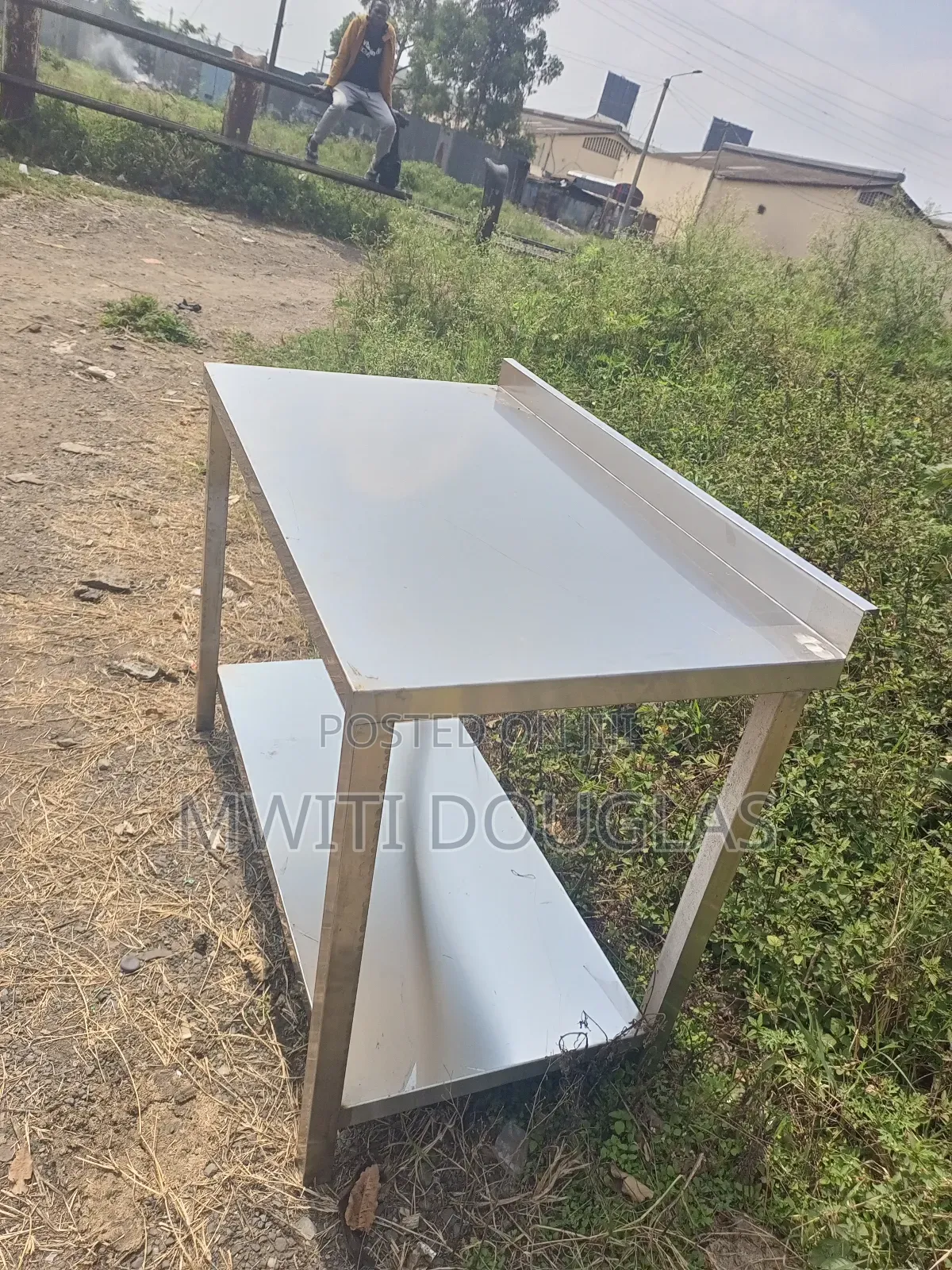 Working Table, C1