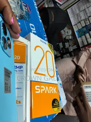 New Tecno Spark 20 128 GB Blue