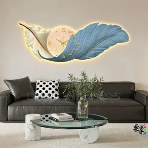 Luxury Feather Wall Decor