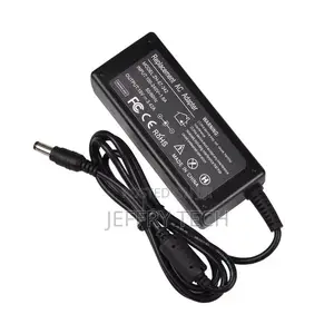 TOSHIBA Adapter Power Charger Laptop 19V 3.42a -DC Size 5.5