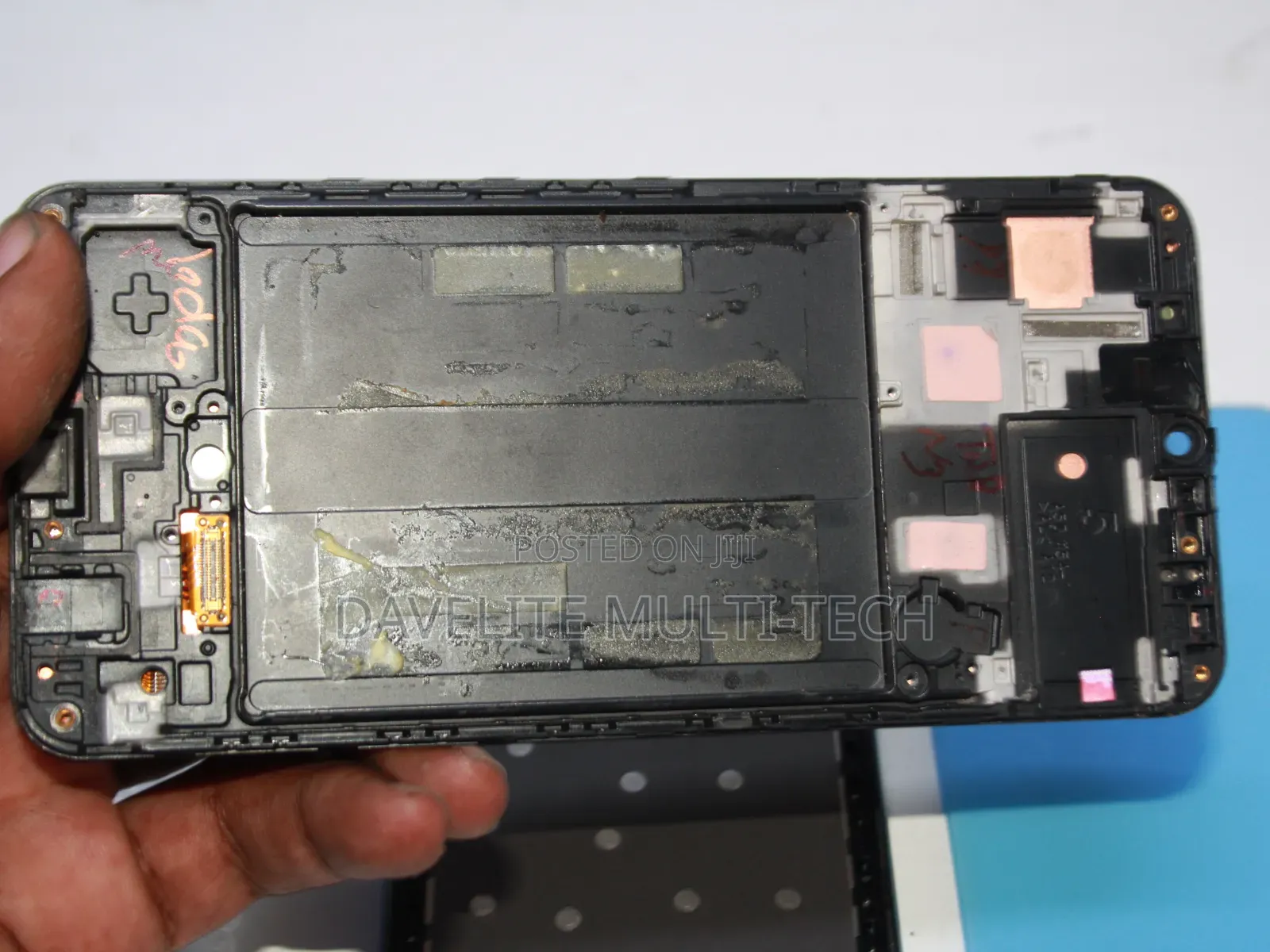 Expert in High End Phones Screen/Battery Repair Replacement