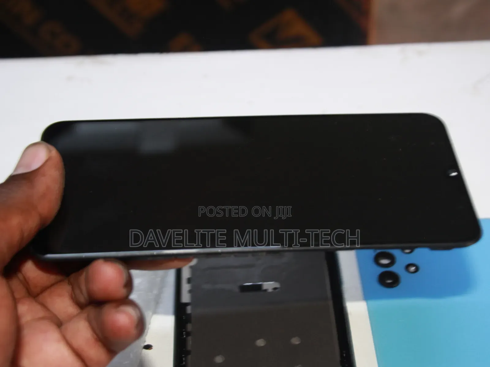 Expert in High End Phones Screen/Battery Repair Replacement