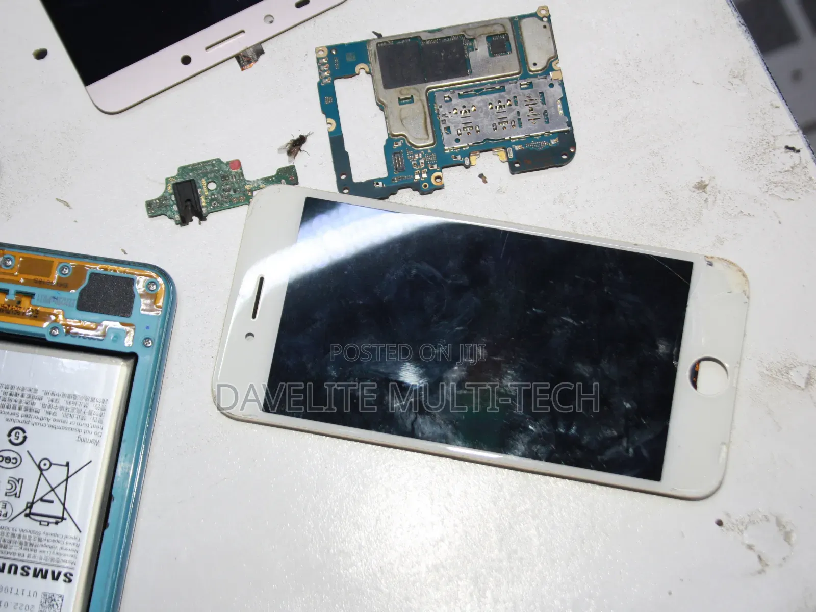 Expert in High End Phones Screen/Battery Repair Replacement