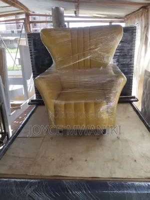 King Chair or Pedicure Chair, Gold 