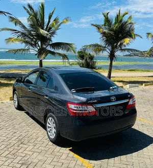 Toyota Premio 2017 Black