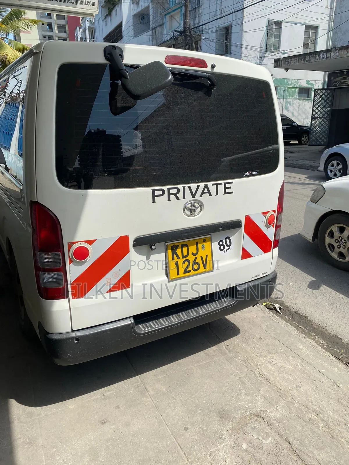 Toyota HiAce 2016 White
