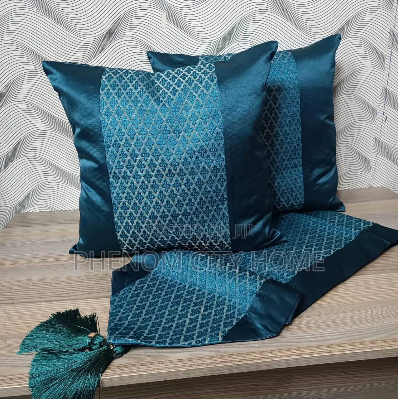 Bed Runners Now Available