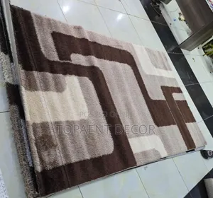 Brown Blended House Carpets