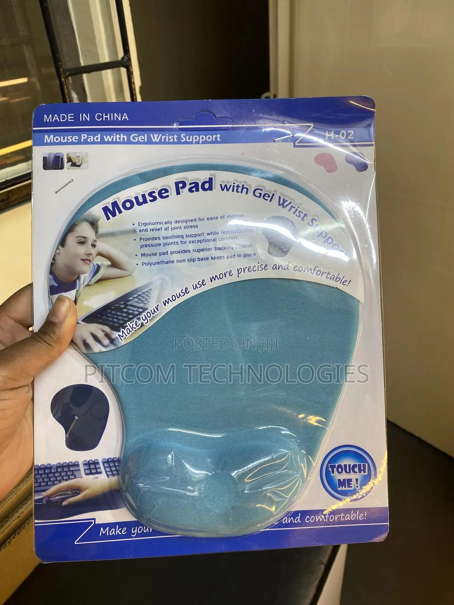 Mouse Pad With Gel Wrist Support