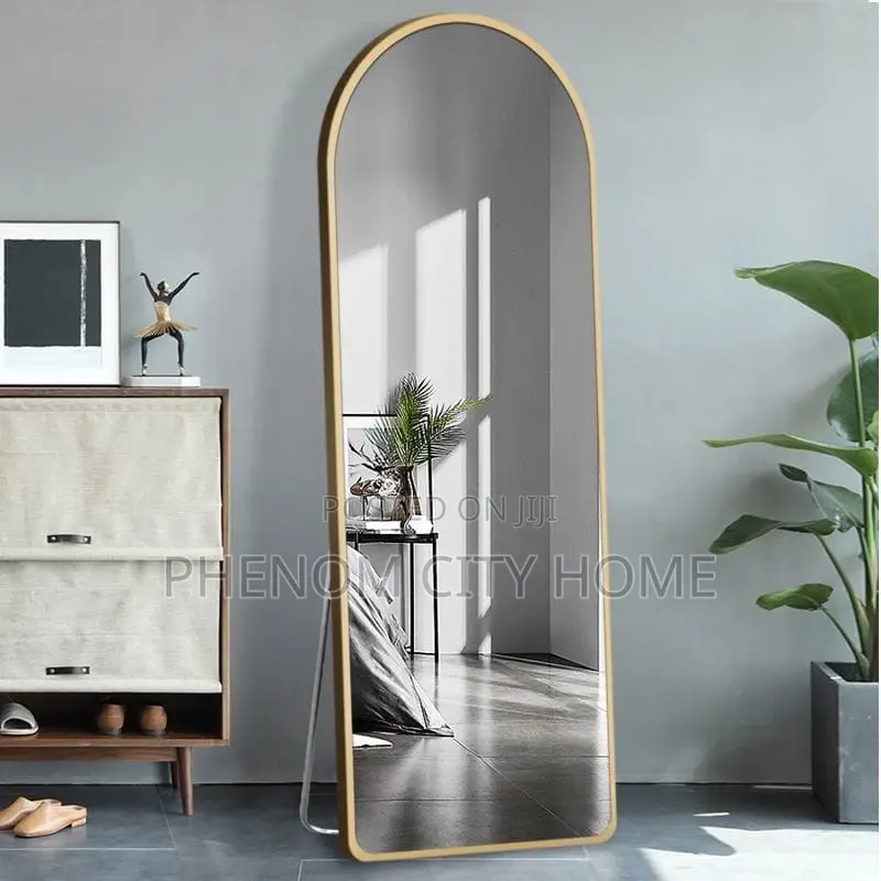Standing Curved Decor/Dressing Mirror