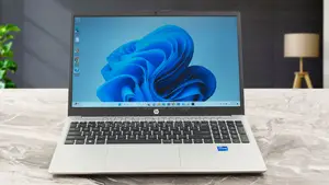 New Laptop HP 240 8GB Intel Core I7 SSD 512GB