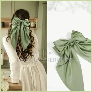 Large Bowknot Hair Clip