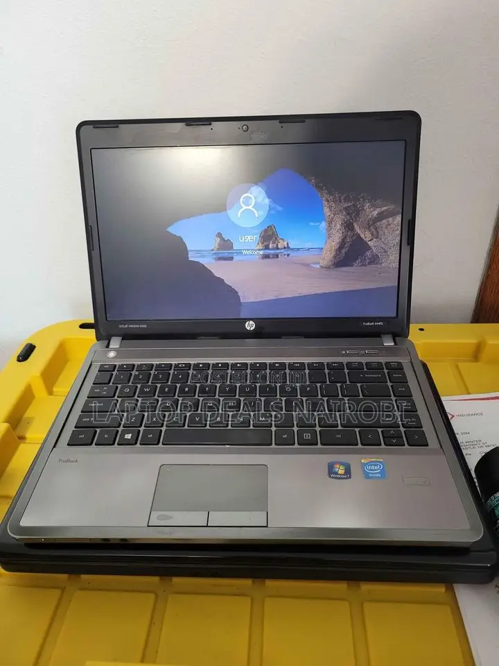 Laptop HP ProBook 4445S 4GB Intel Celeron HDD+SSD 320GB